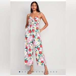 Old Navy Women’s XL Floral Tie-Shoulder Cropped Twist-Front Smock Jumpsuit